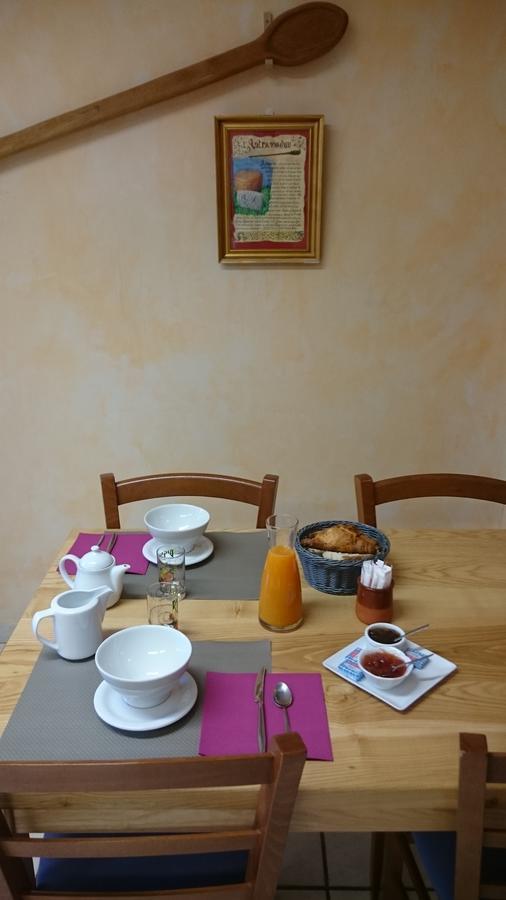 Chambres D'Hotes De L'Auberge L'Astrassadou Rézentières Екстериор снимка