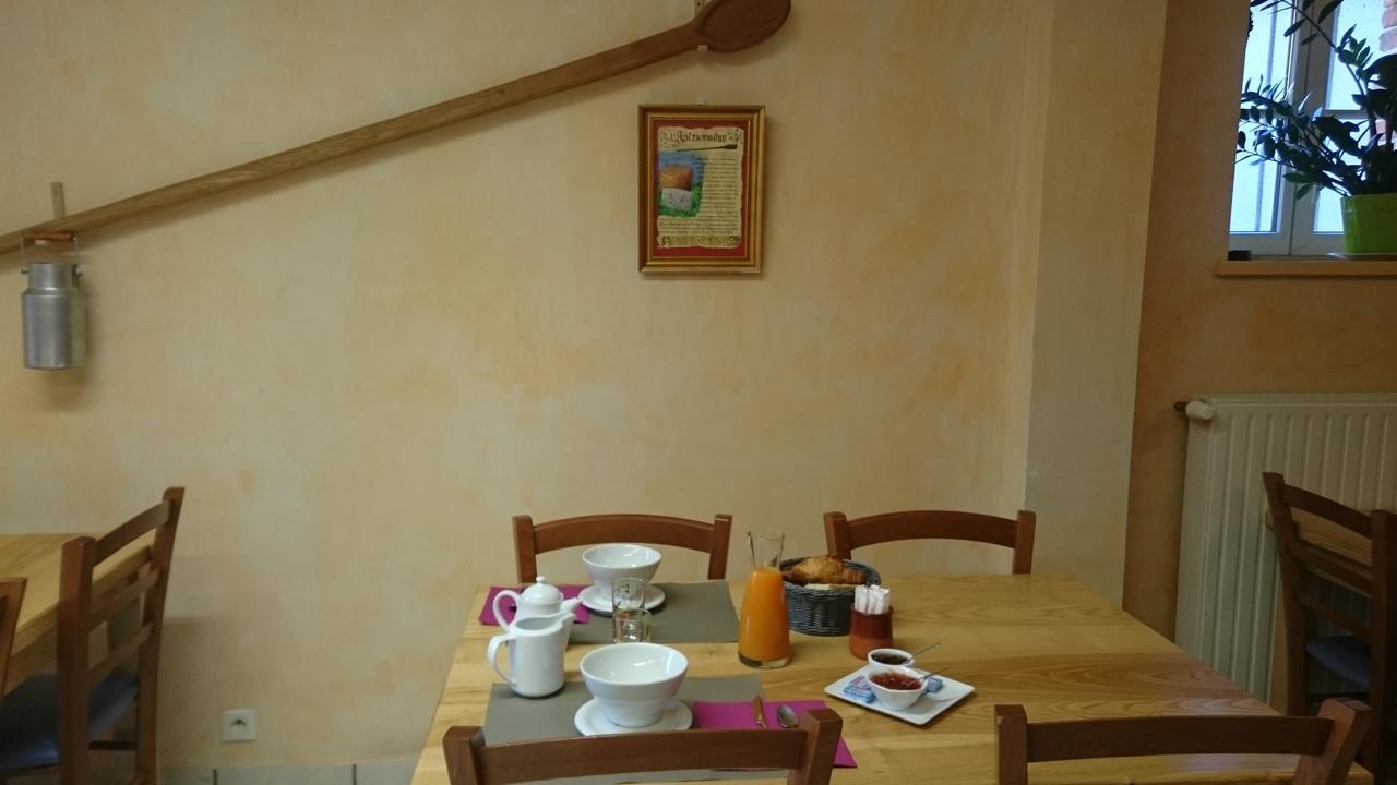 Chambres D'Hotes De L'Auberge L'Astrassadou Rézentières Екстериор снимка